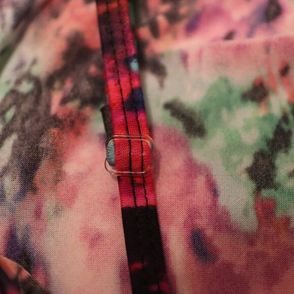 CDP & CO Spaghetti Strap Adjustable Abstract Print Tank Top Size Large - Picture 4 of 14